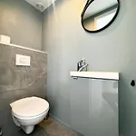 Luxury T3 Scls - Wifi, Clim, Jacuzzi, Centre-ville