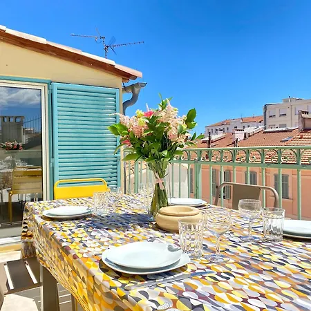 Les Toits Du Soleil: Luxury With Terraces And Jacuzzi In Apartment *