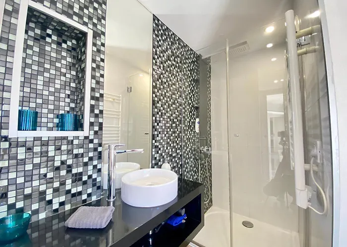 Luxury T3 Scls - Wifi, Clim, Jacuzzi, Centre-ville Daire Cannes
