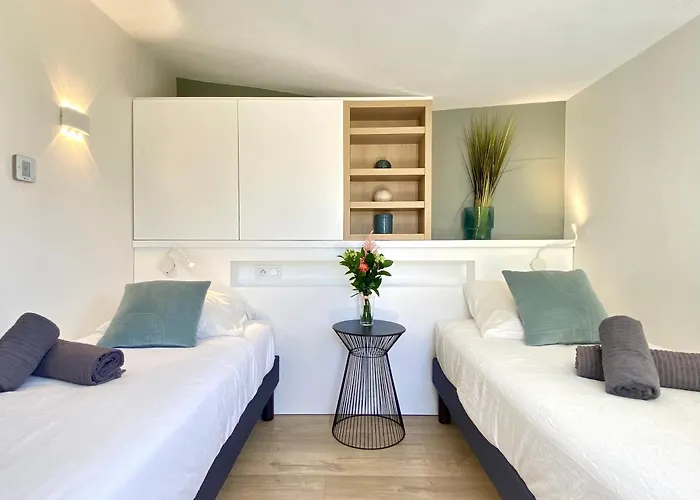 Appartement Luxury T3 Scls - Wifi, Clim, Jacuzzi, Centre-ville *