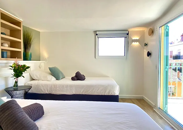 Luxury T3 Scls - Wifi, Clim, Jacuzzi, Centre-ville