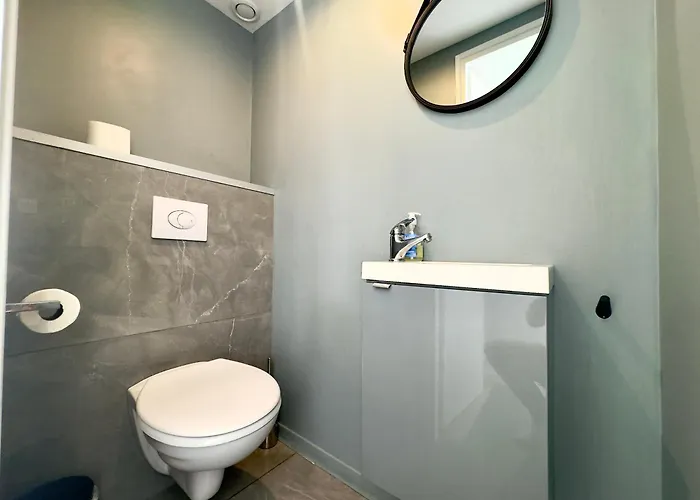 Luxury T3 Scls - Wifi, Clim, Jacuzzi, Centre-ville